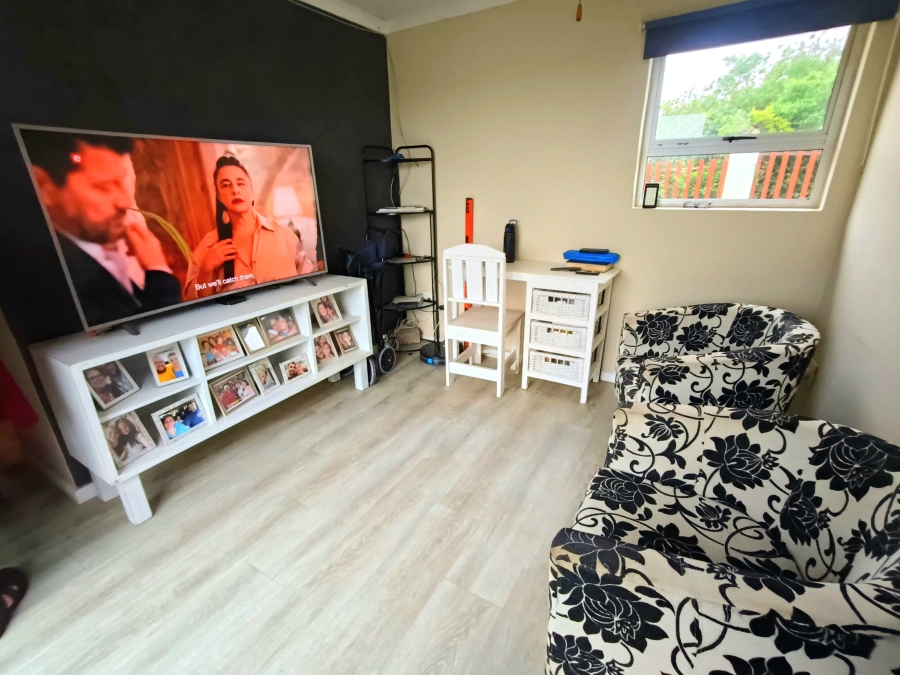 4 Bedroom Property for Sale in Aston Bay Eastern Cape